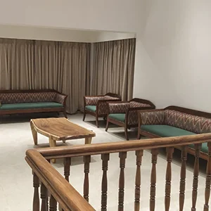 Traditional sofa set Pune